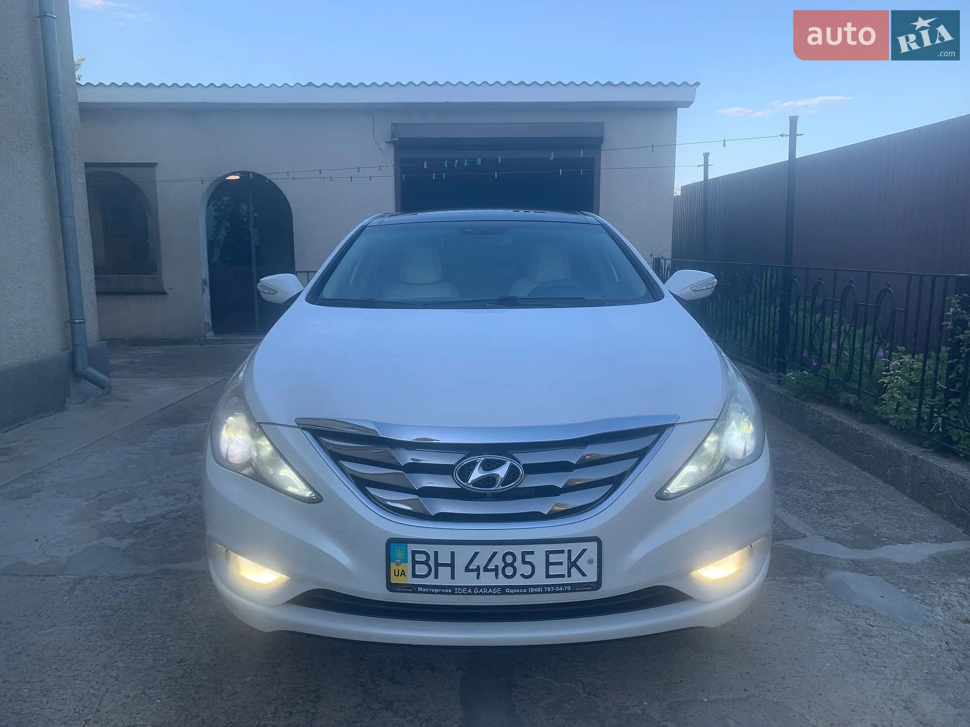 Hyundai Sonata, 2011