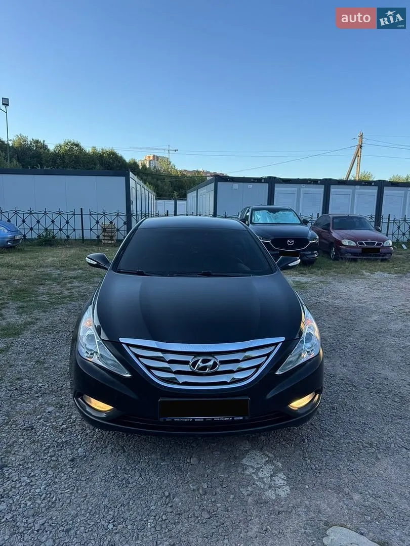Hyundai Sonata, 2010