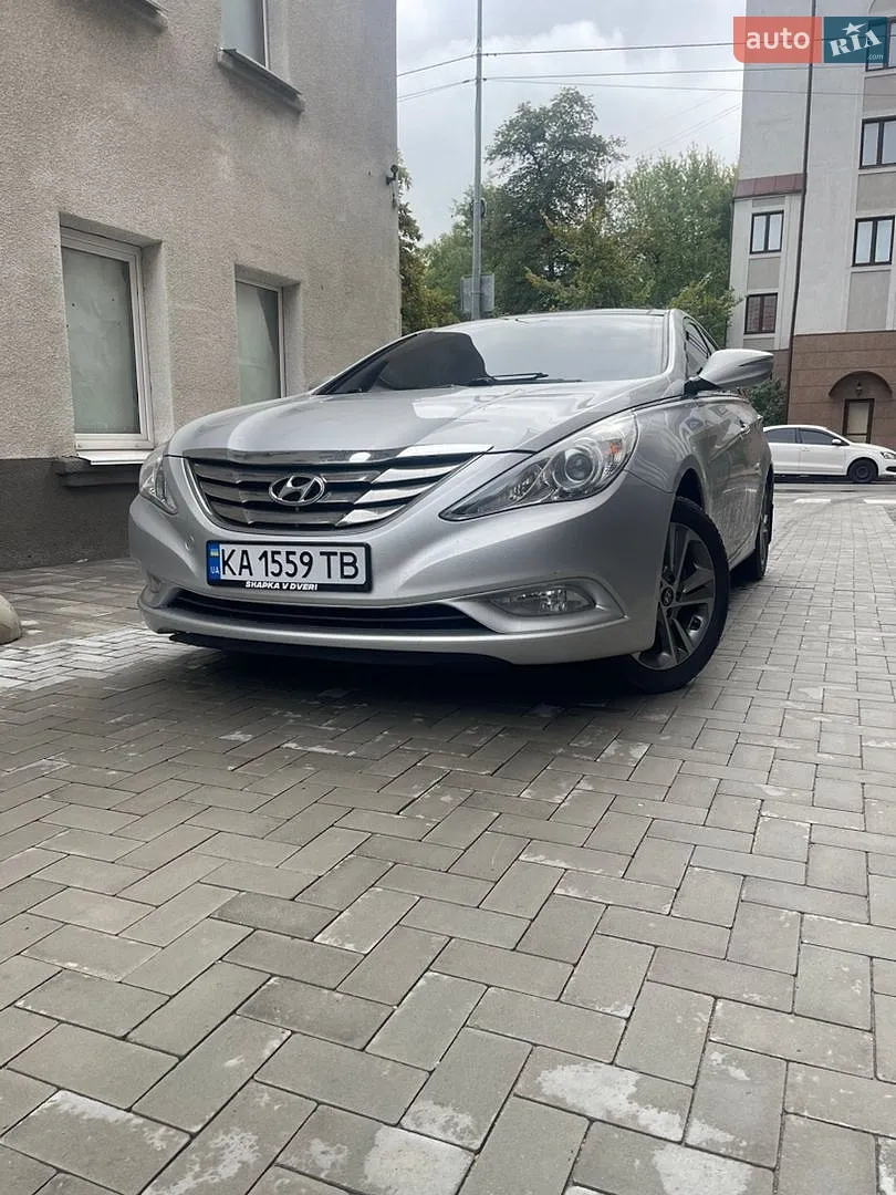 Hyundai Sonata, 2012