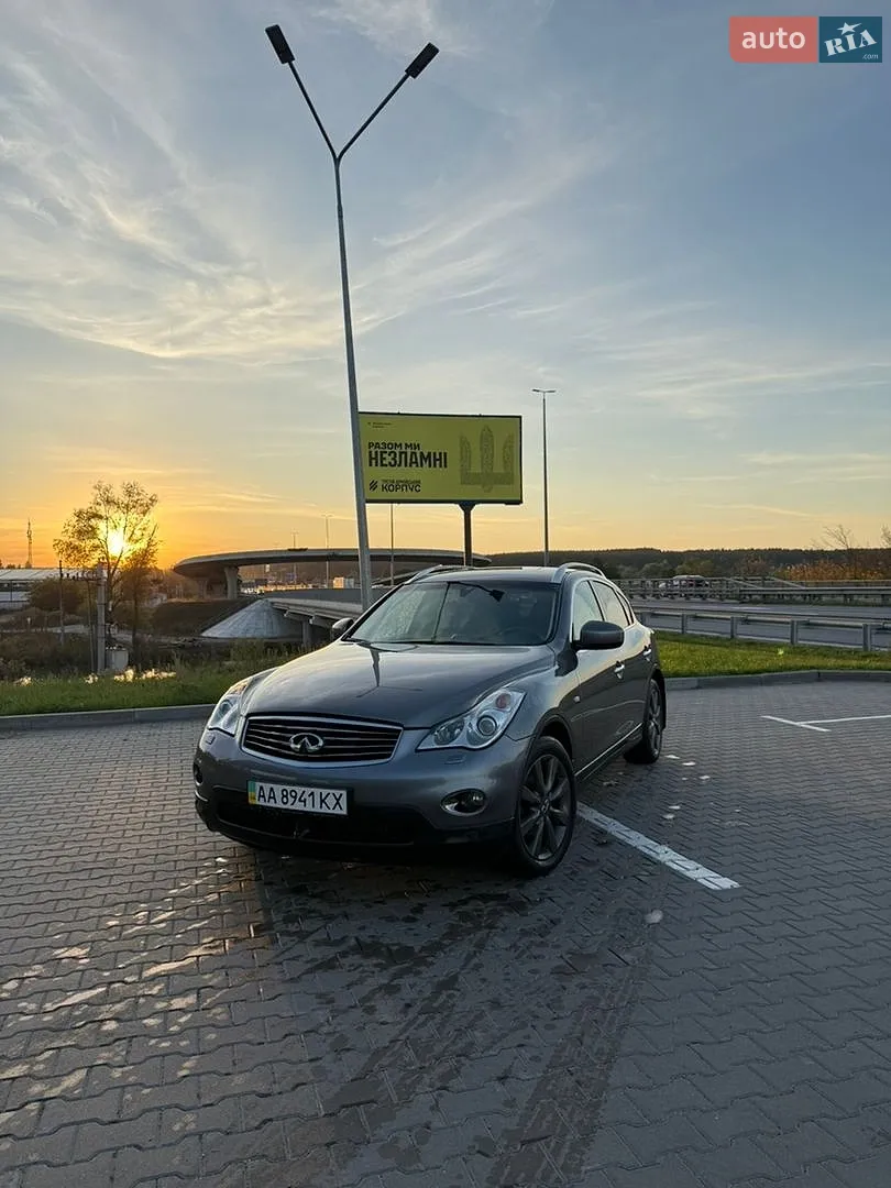 Infiniti EX 25, 2011