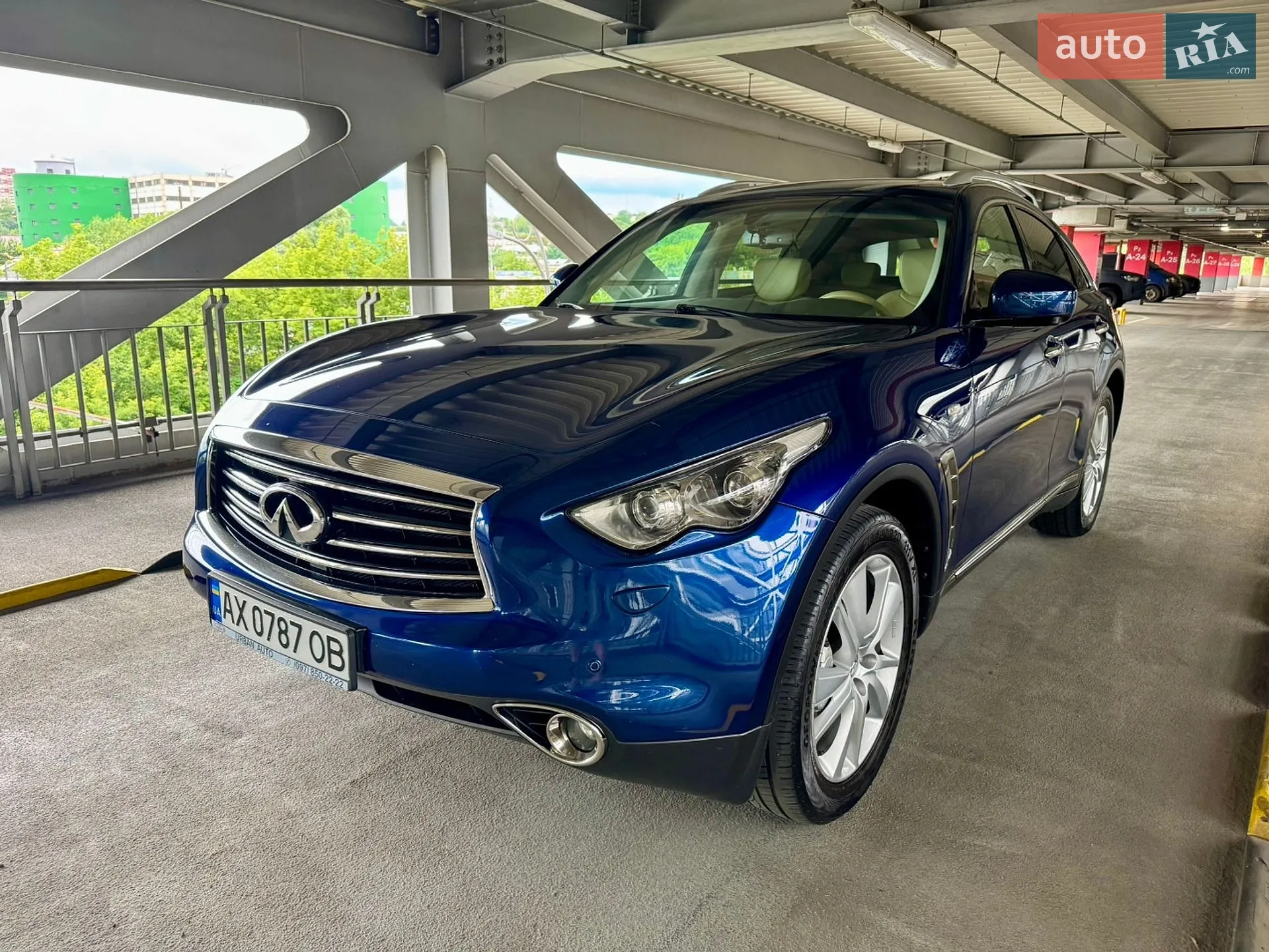 Infiniti FX 37, 2012