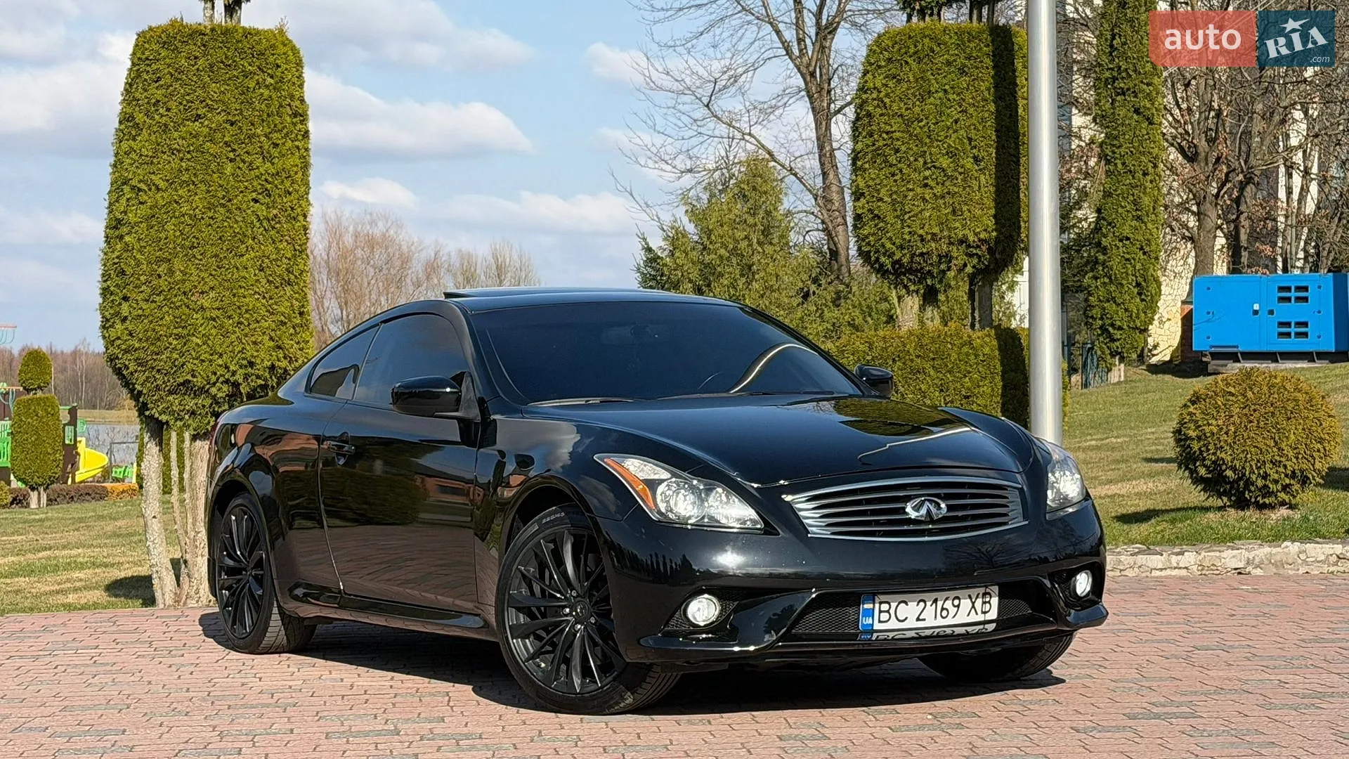 Infiniti G37, 2012