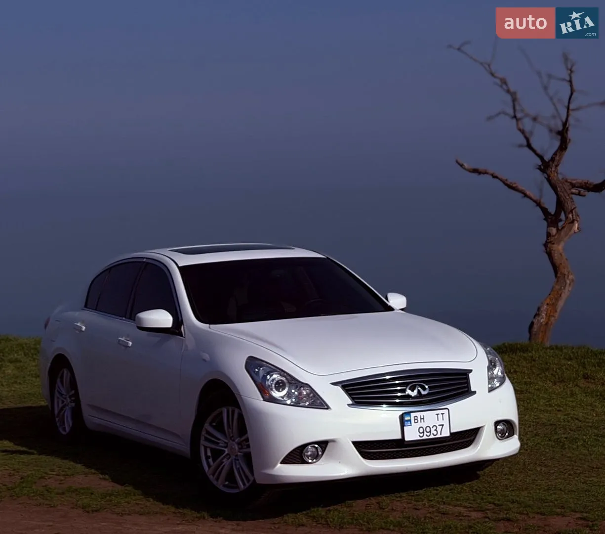 Infiniti G37, 2011