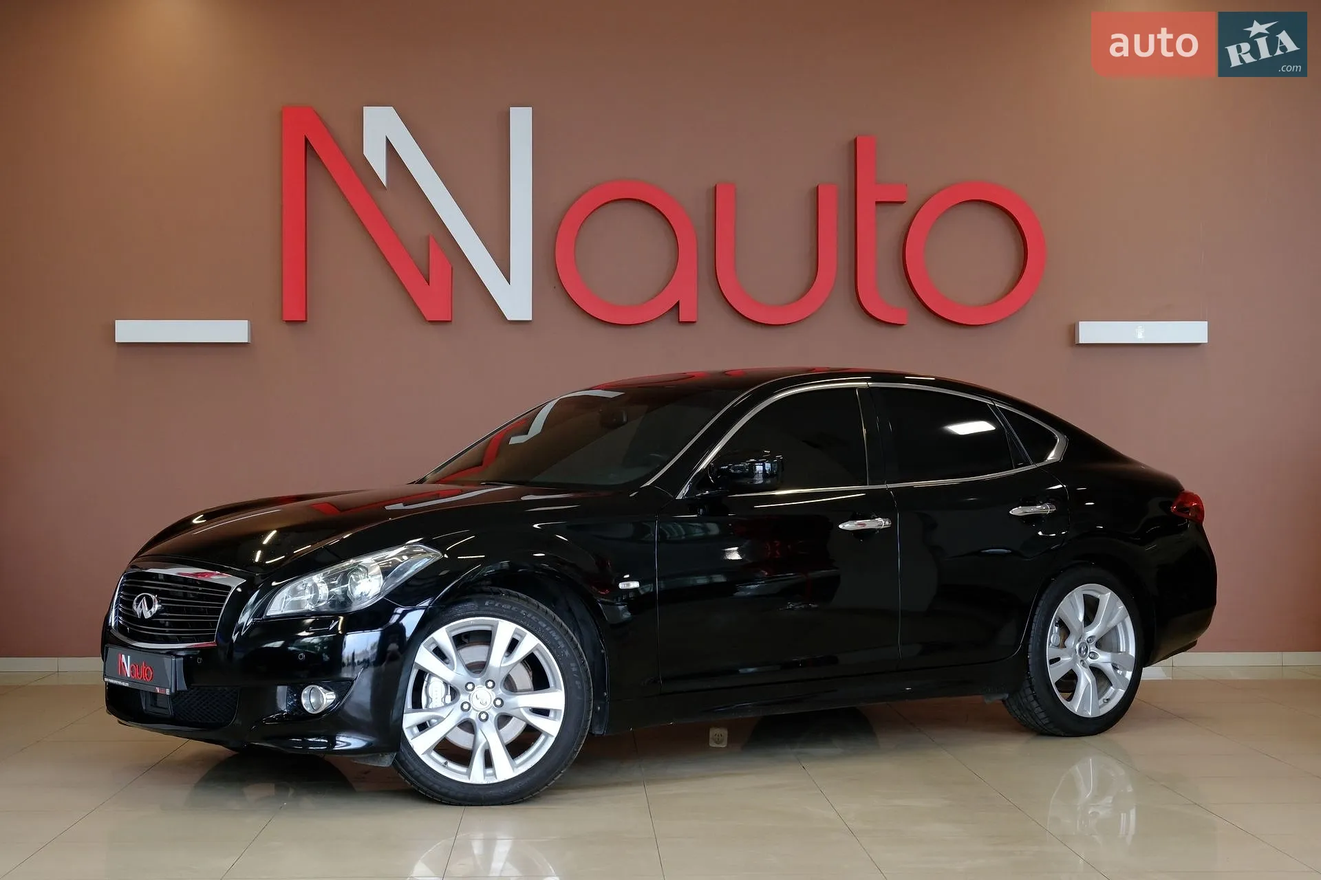 Infiniti M30, 2013