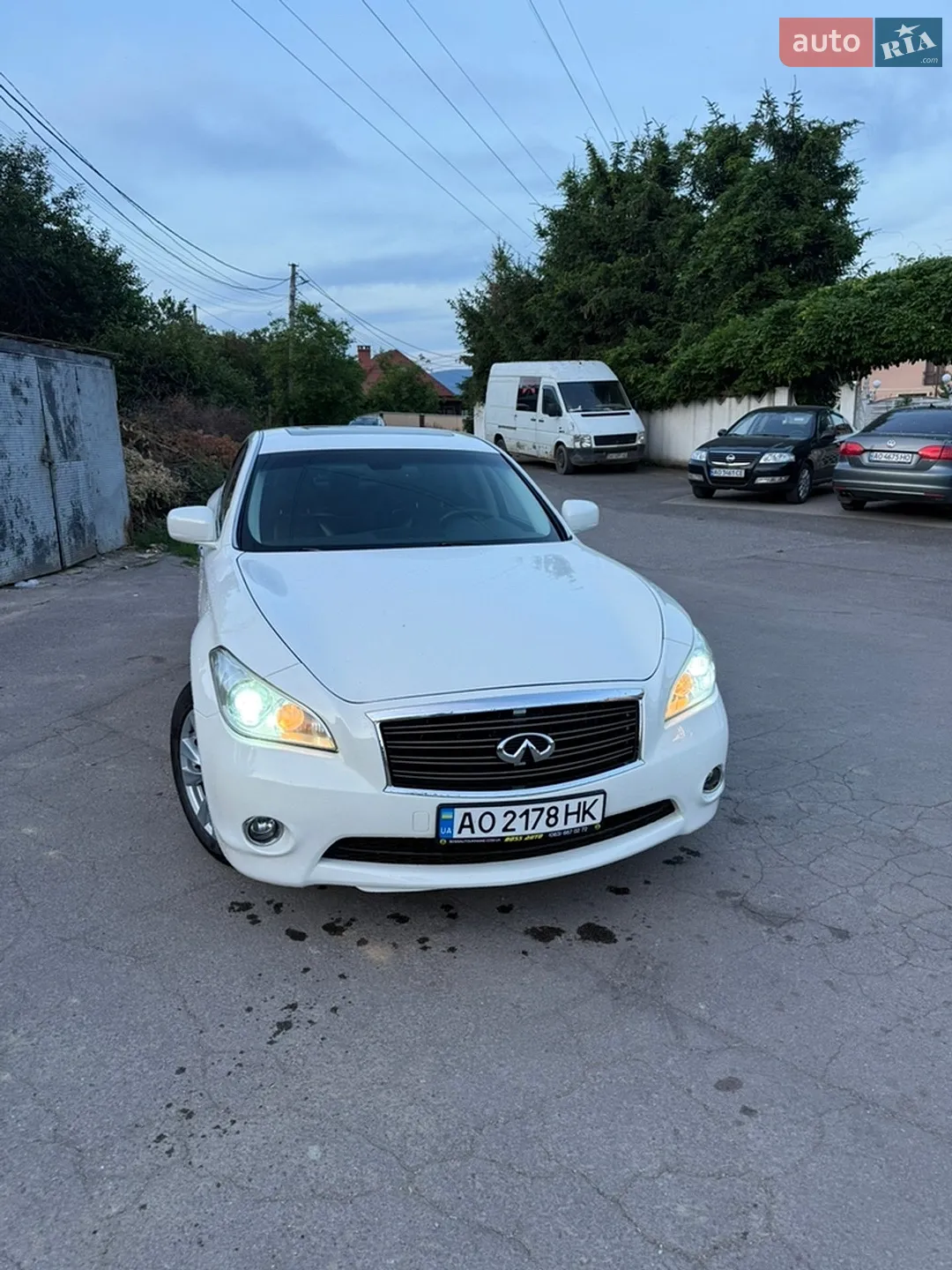 Infiniti M37, 2010