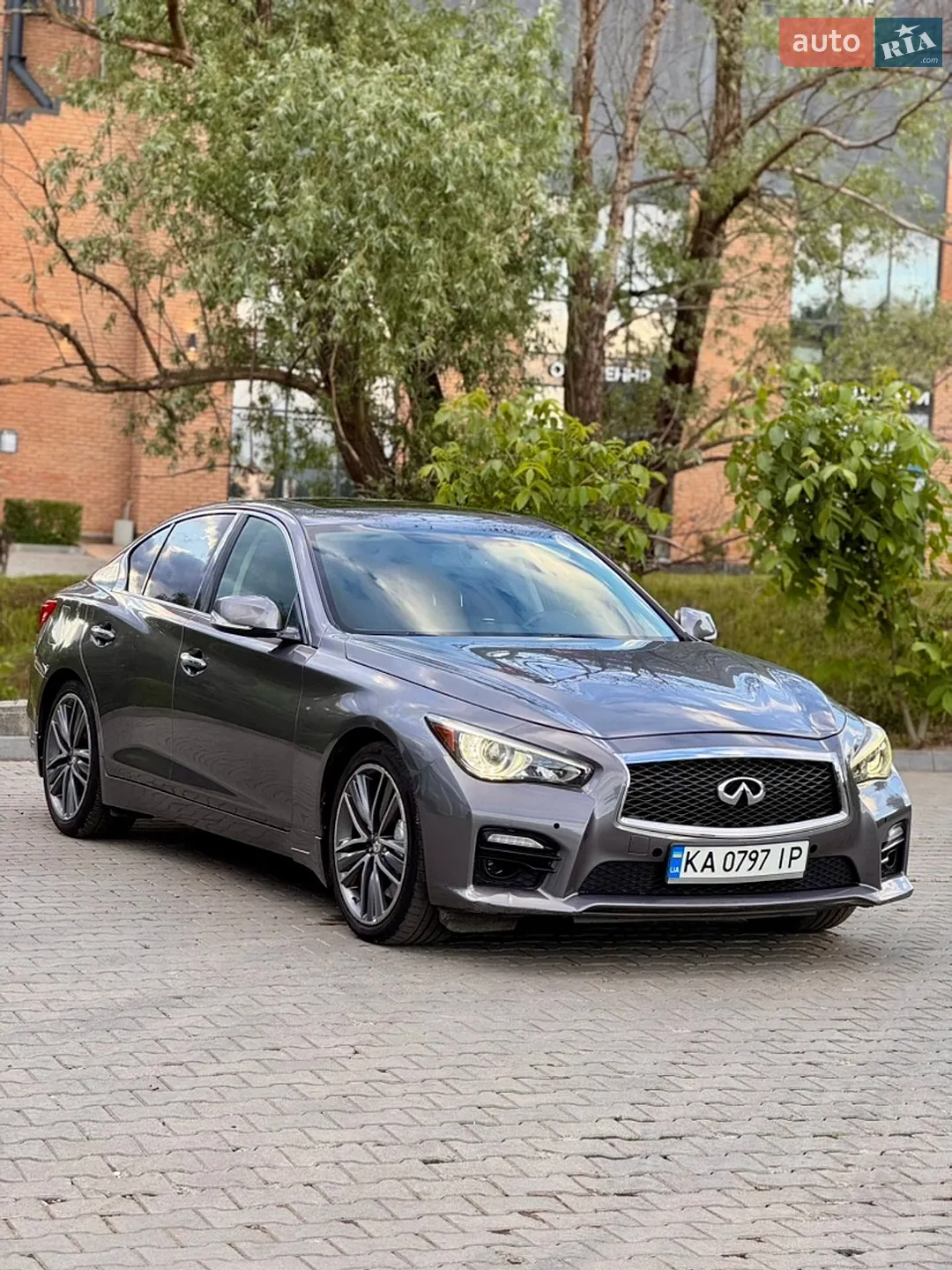 Infiniti Q50, 2013