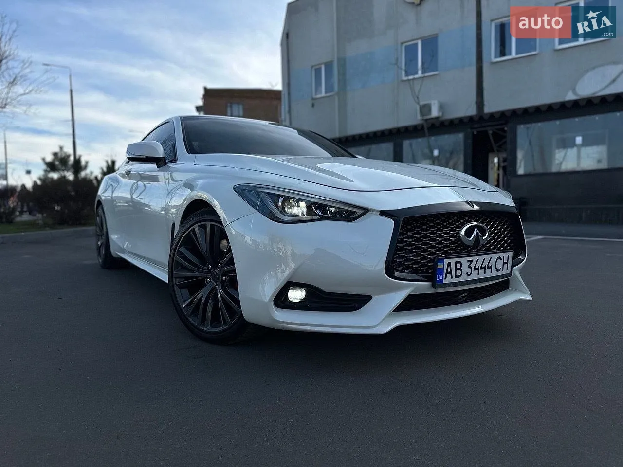 Infiniti Q60, 2017