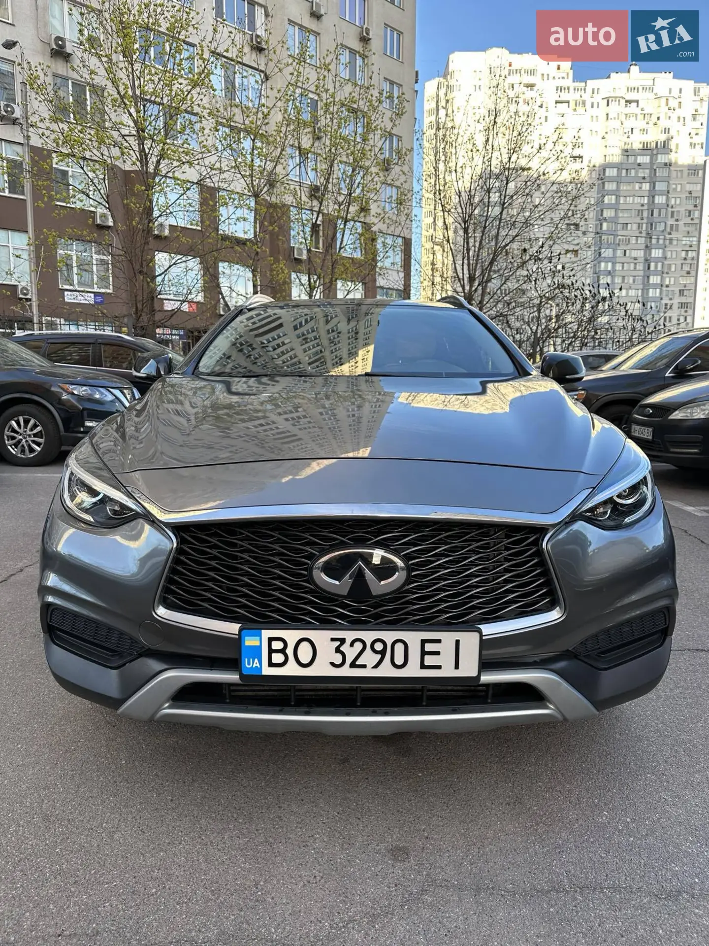 Infiniti QX30, 2018