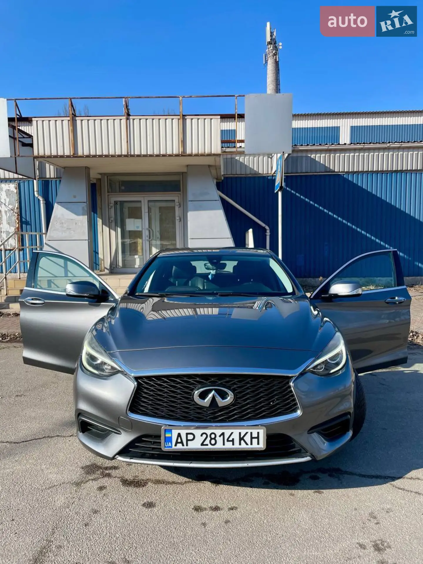 Infiniti QX30, 2017