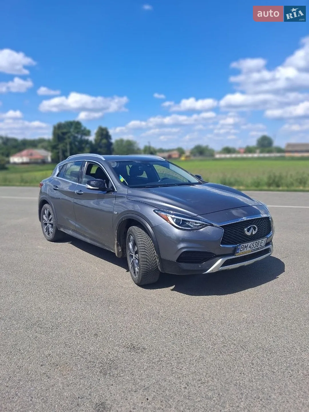 Infiniti QX30, 2016