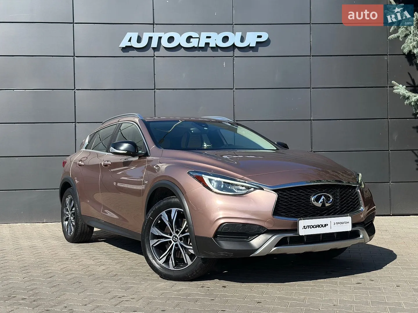 Infiniti QX30, 2017