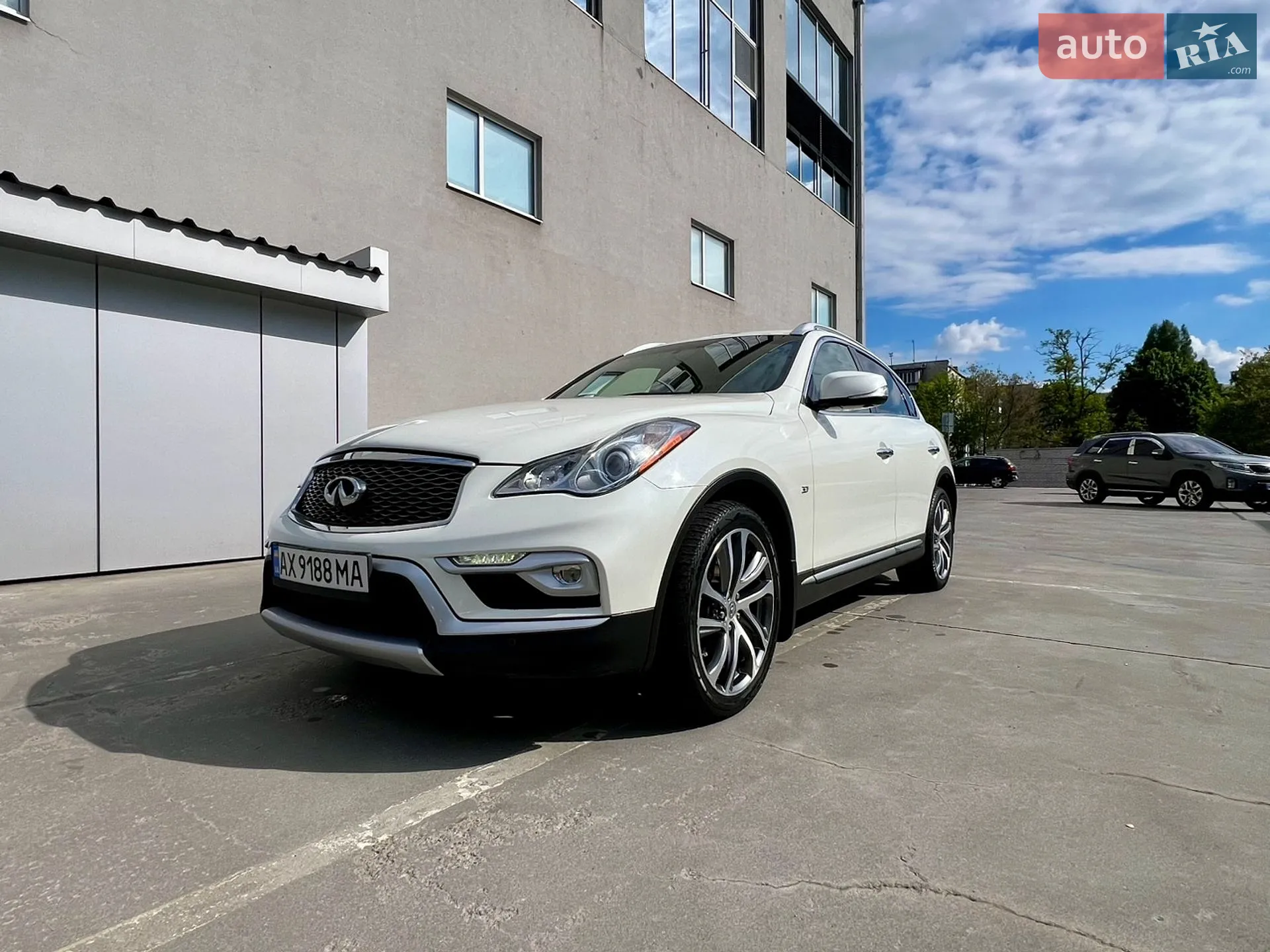 Infiniti QX50, 2016