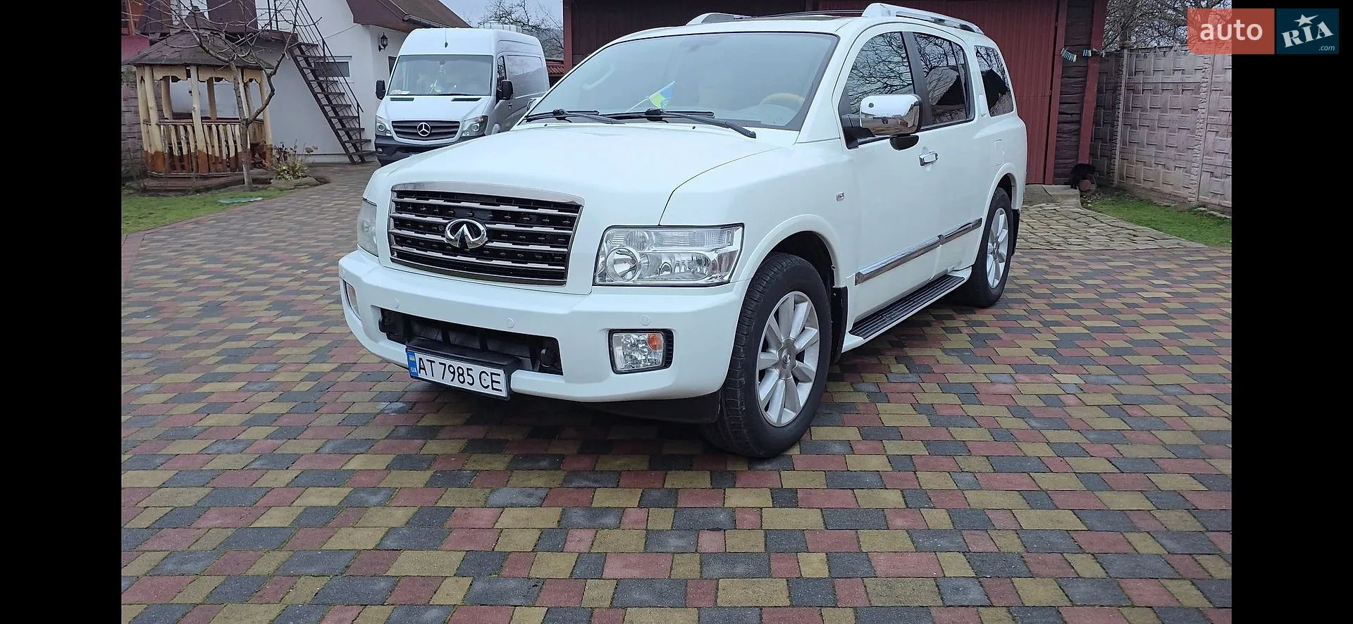 Infiniti QX56, 2008