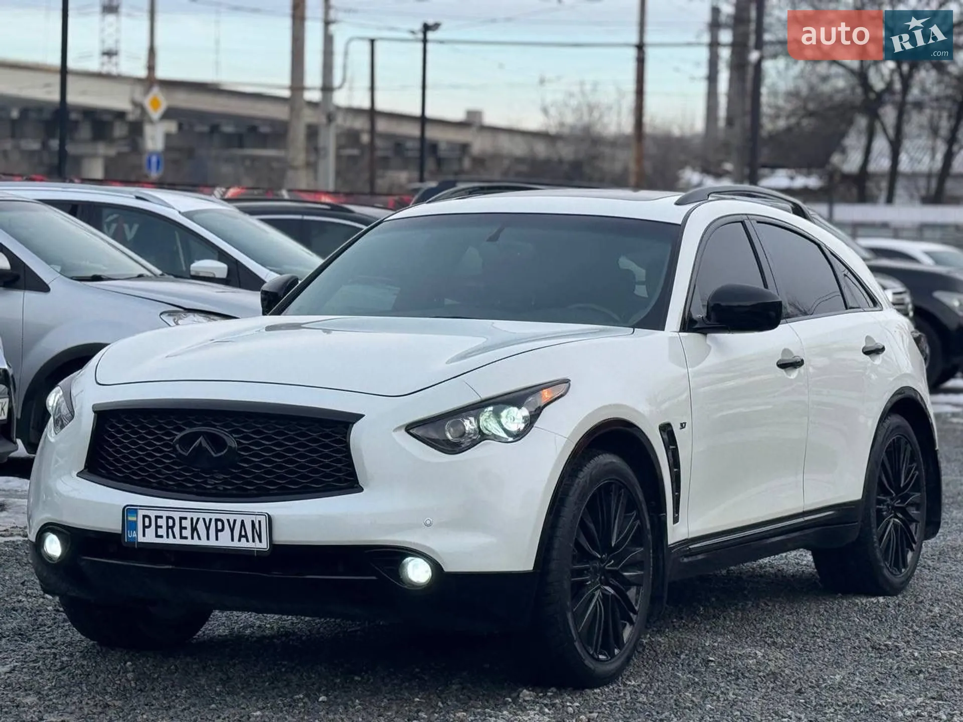 Infiniti QX70, 2016