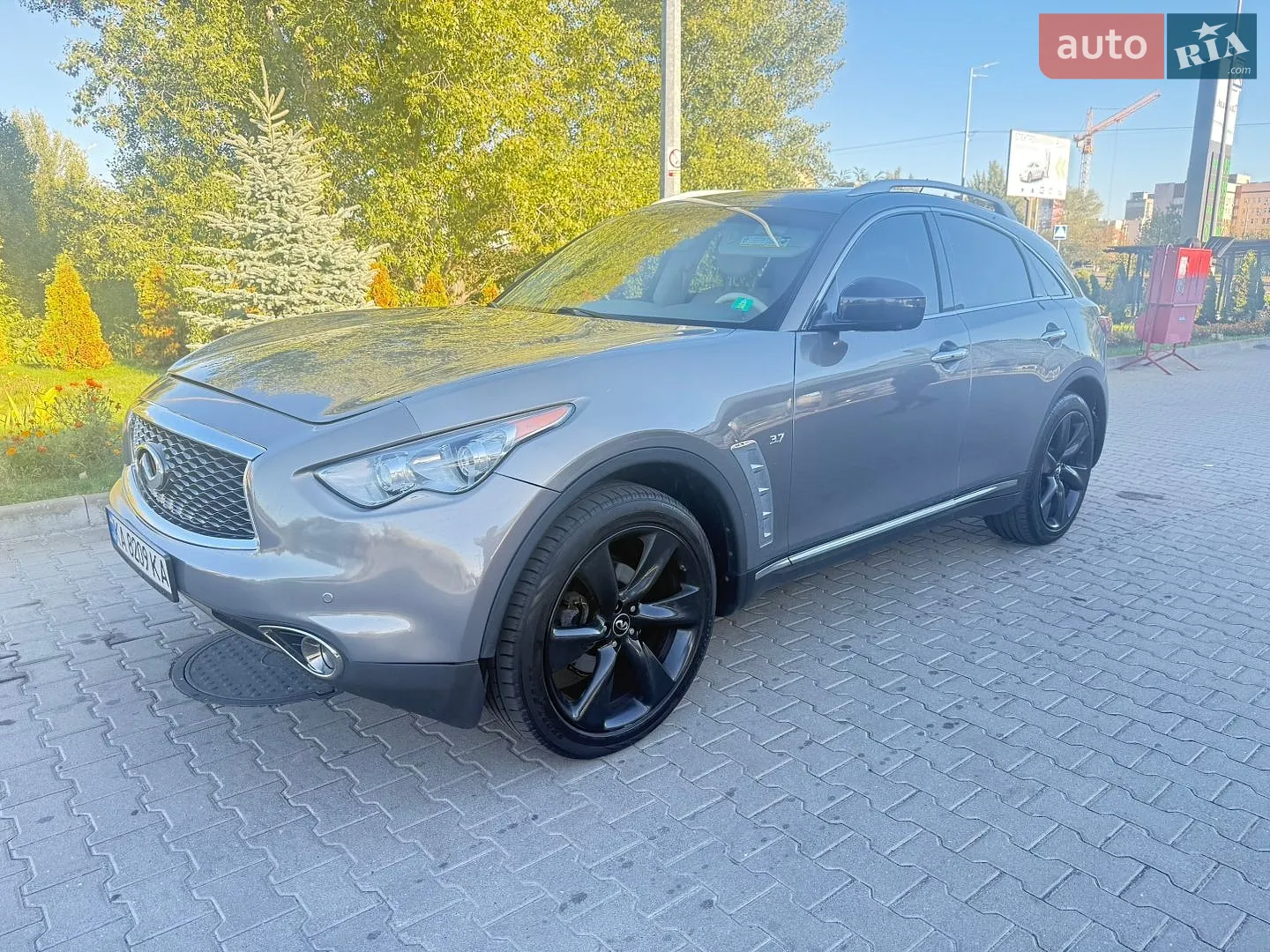 Infiniti QX70, 2015