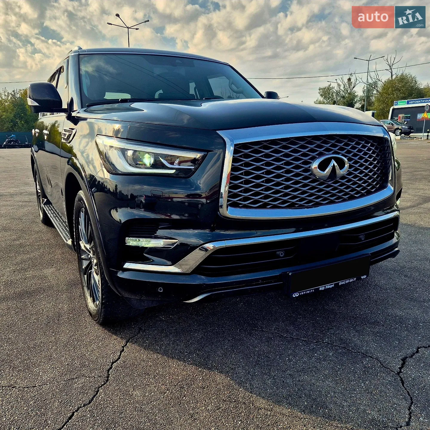 Infiniti QX80, 2022