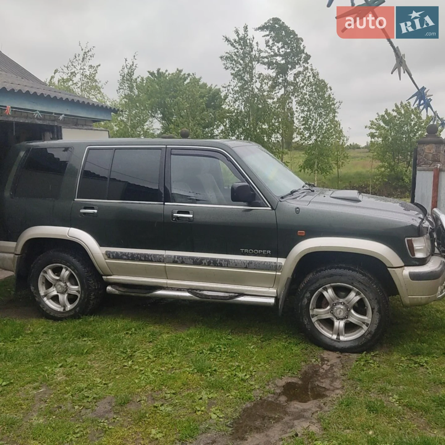 Isuzu Trooper, 2000
