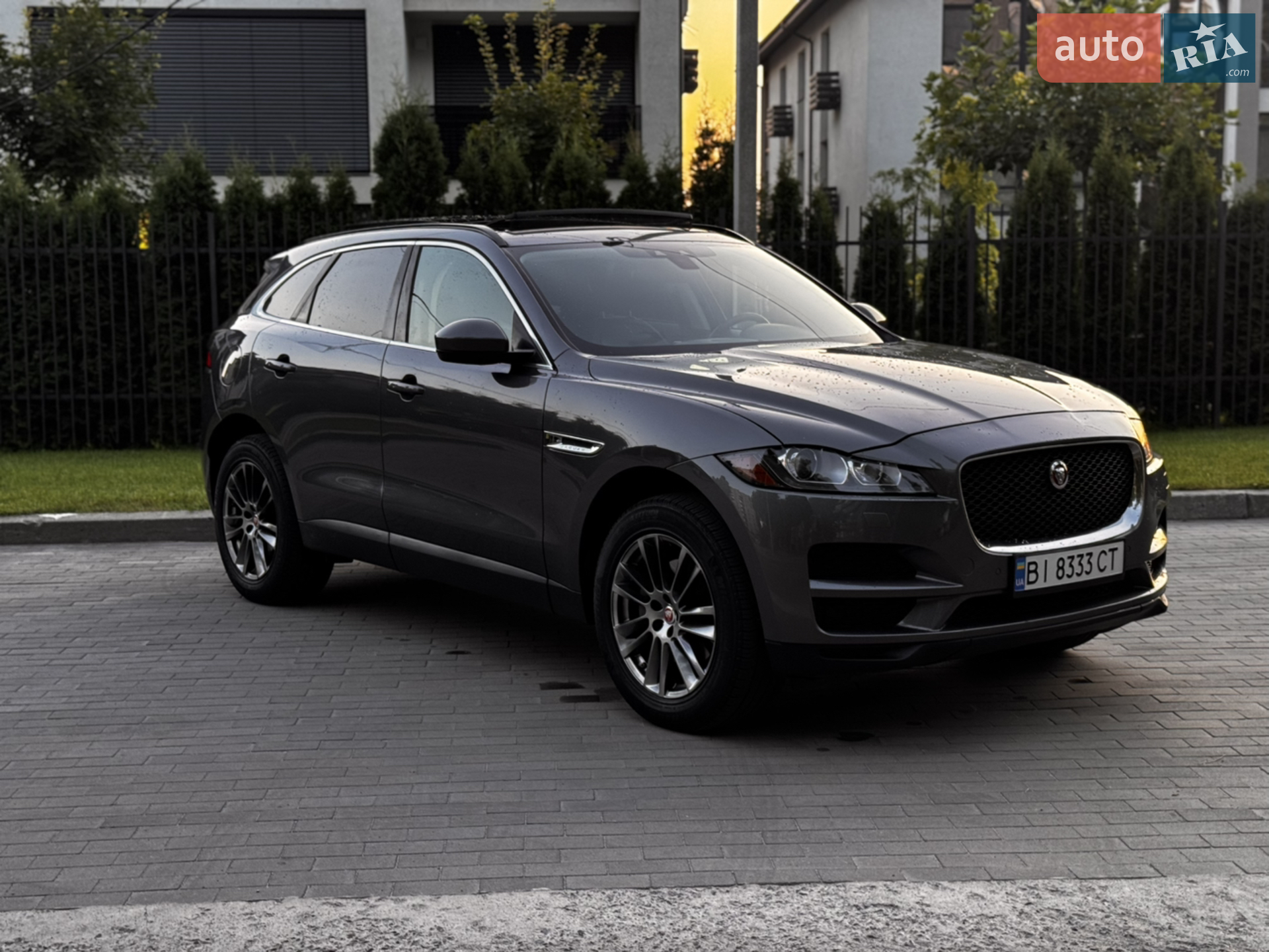 Jaguar F-Pace, 2017