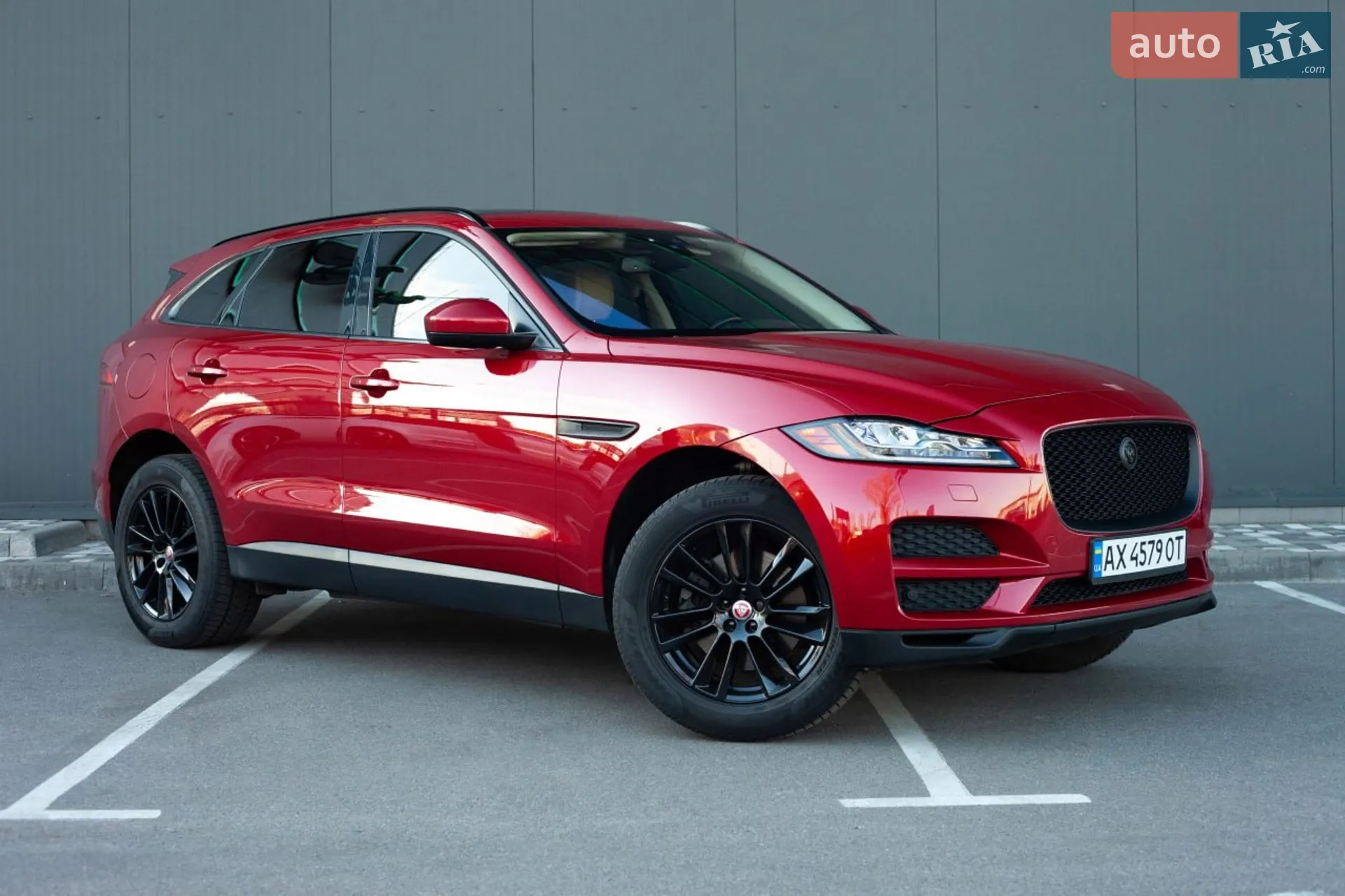 Jaguar F-Pace, 2016
