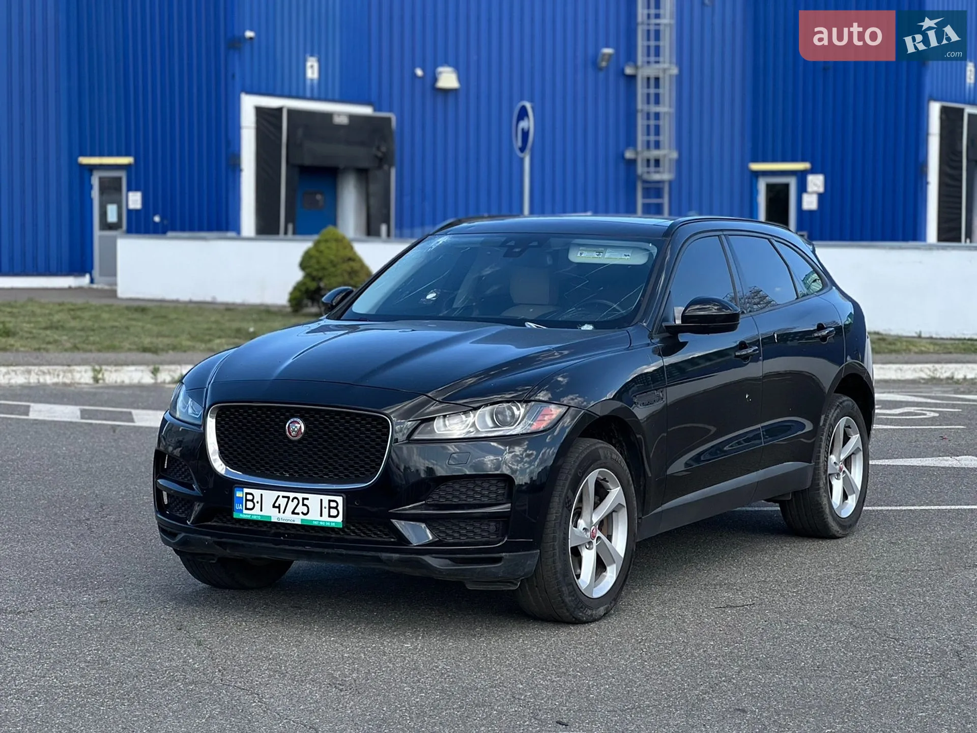 Jaguar F-Pace, 2016