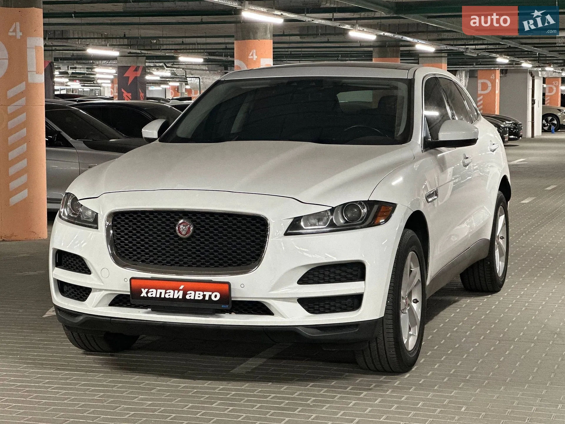Jaguar F-Pace, 2018
