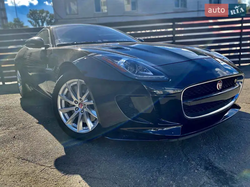 Jaguar F-Type, 2017