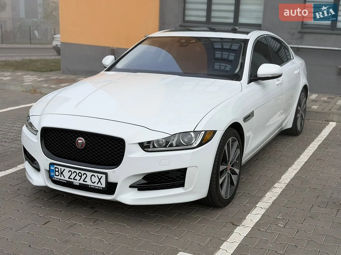 Jaguar XE, 2018