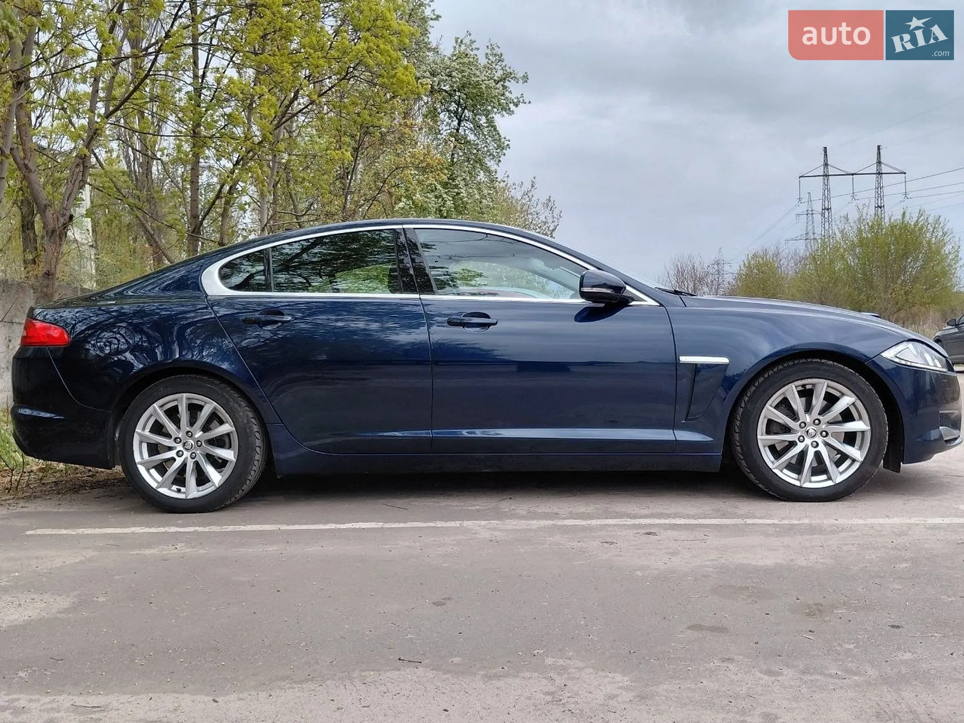 Jaguar XF, 2013