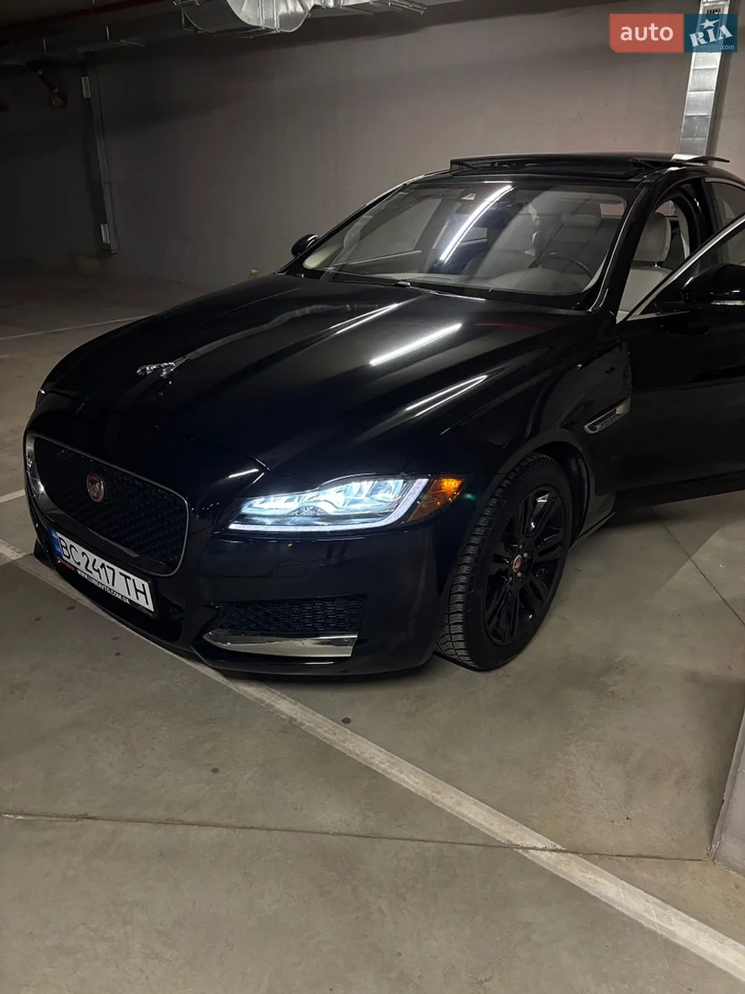Jaguar XF, 2016