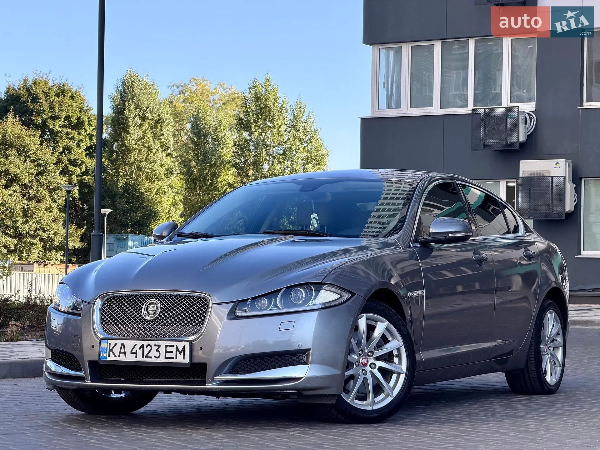 Jaguar XF, 2014