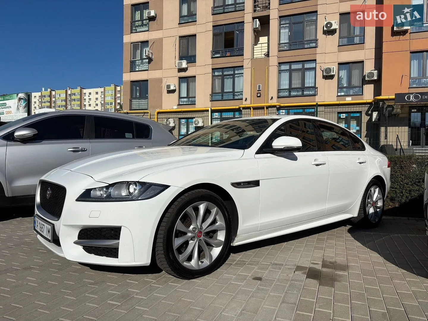 Jaguar XF, 2017