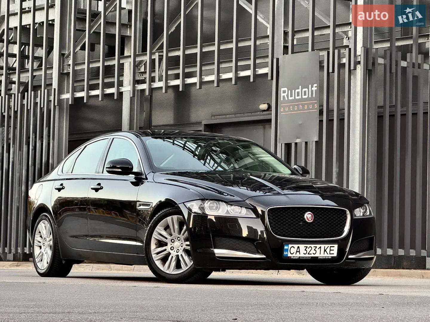 Jaguar XF, 2016