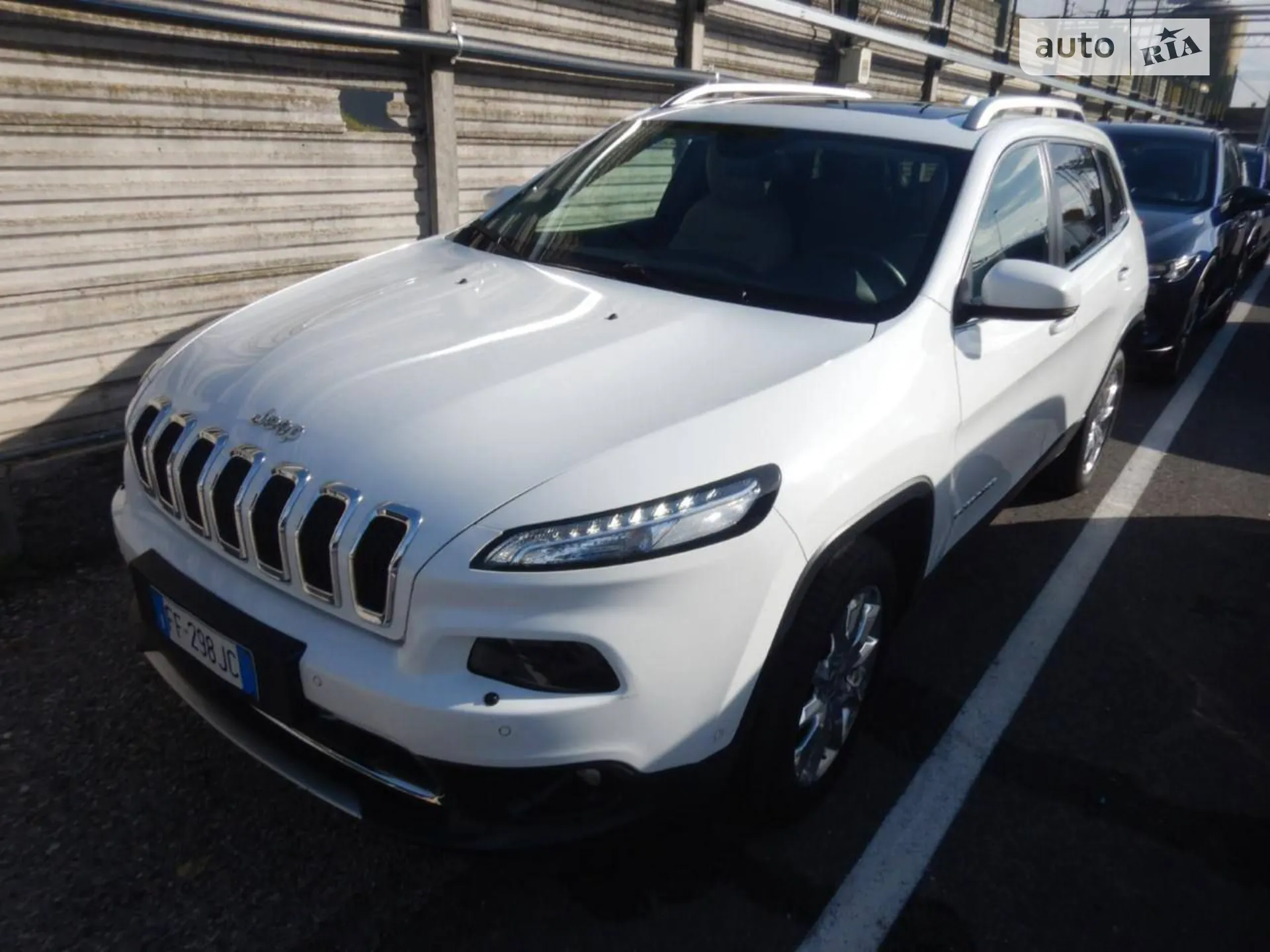 Jeep Cherokee, 2016