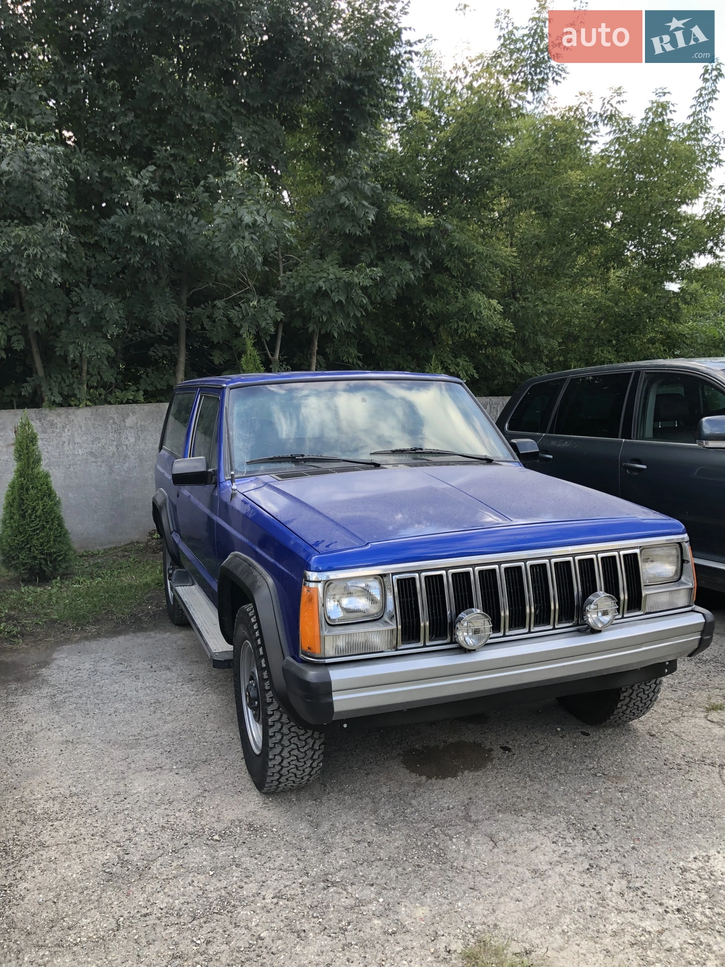 Jeep Cherokee, 1985