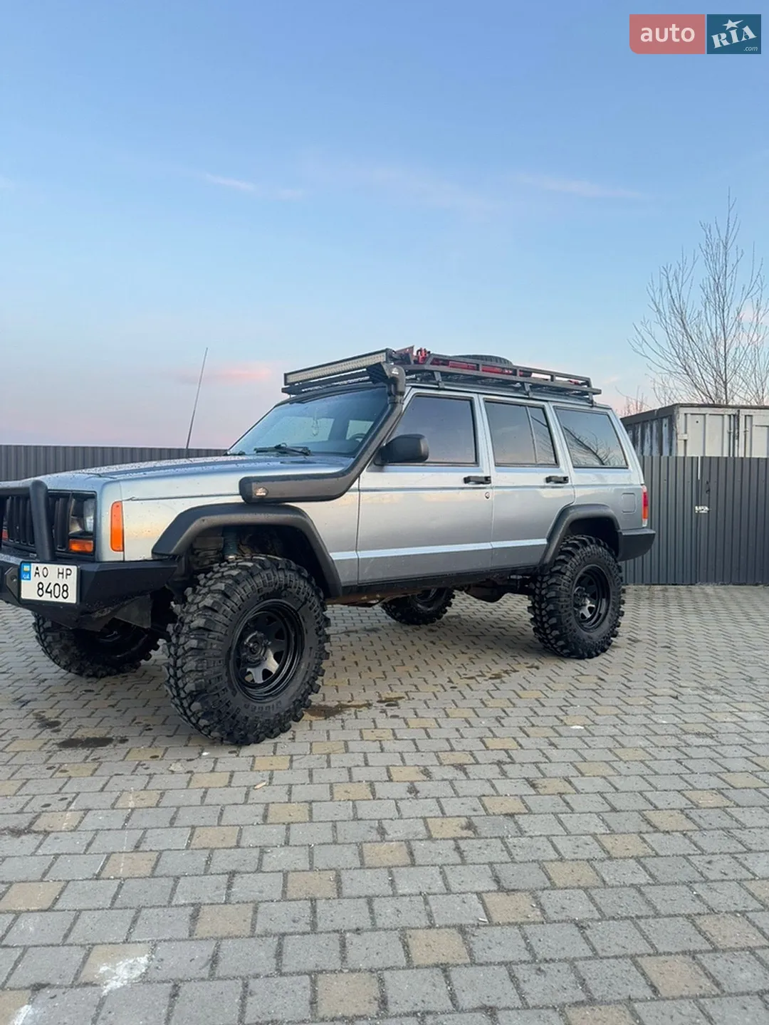 Jeep Cherokee, 1998