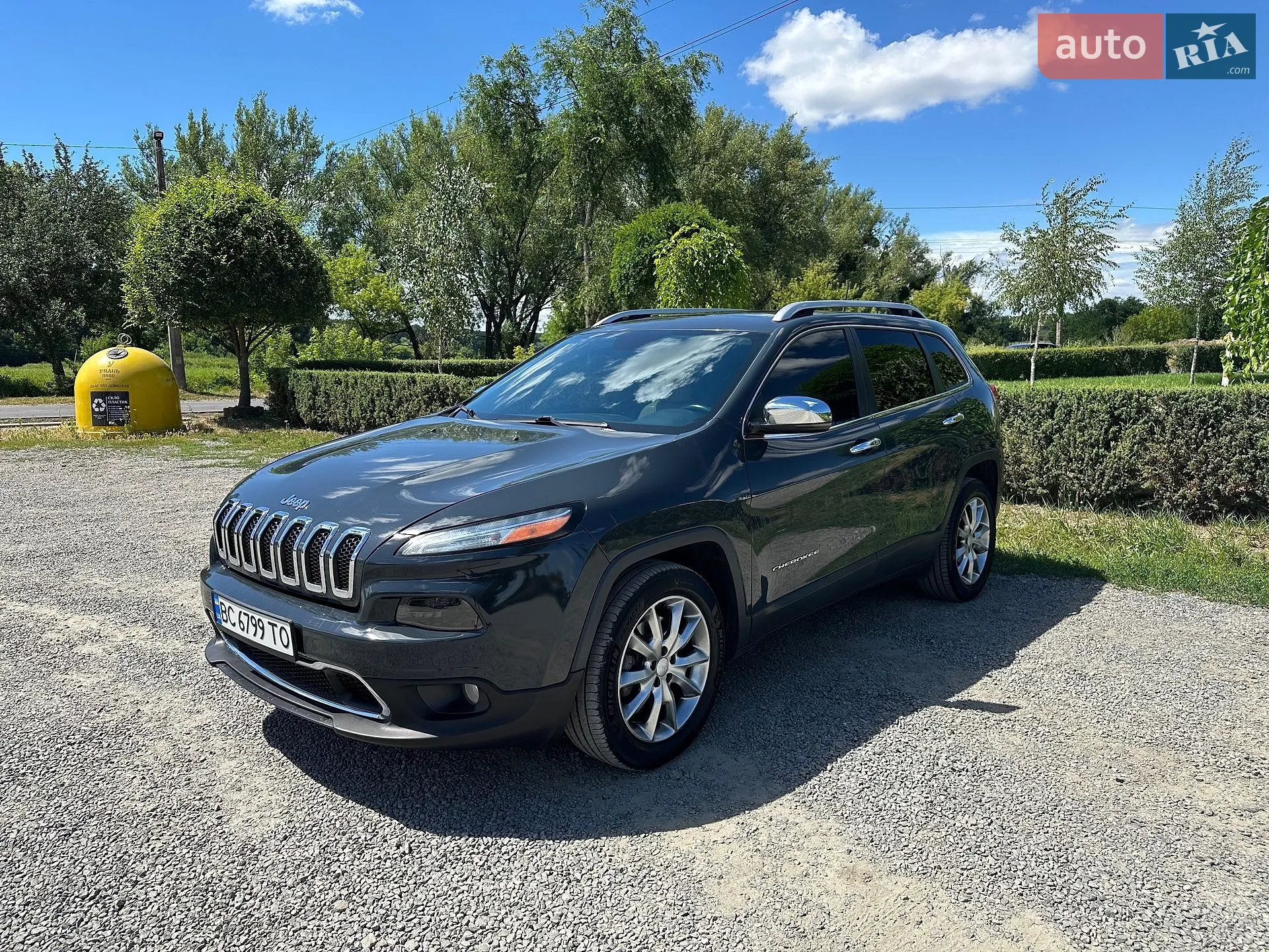 Jeep Cherokee 2017 — 1