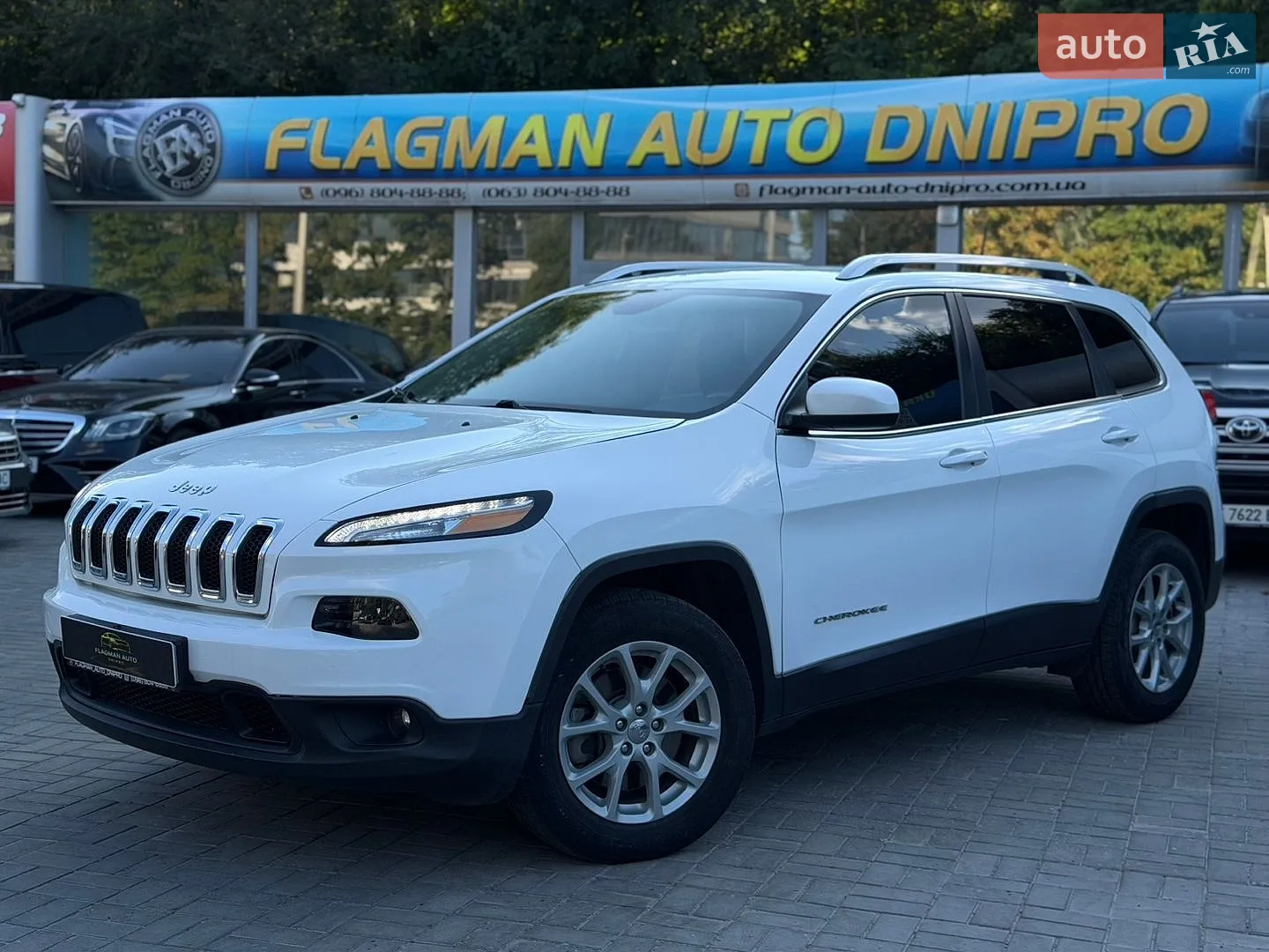 Jeep Cherokee, 2016
