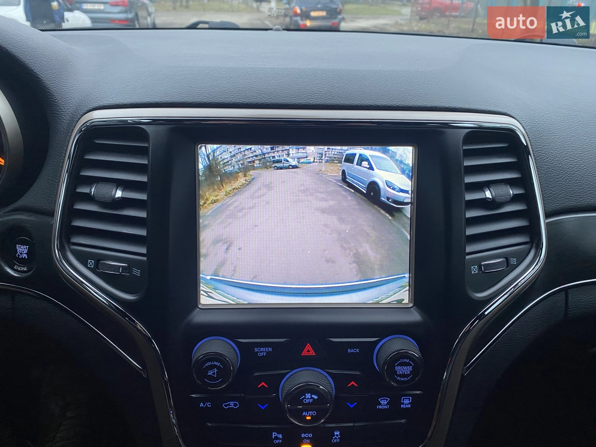 Jeep Grand Cherokee, 2015