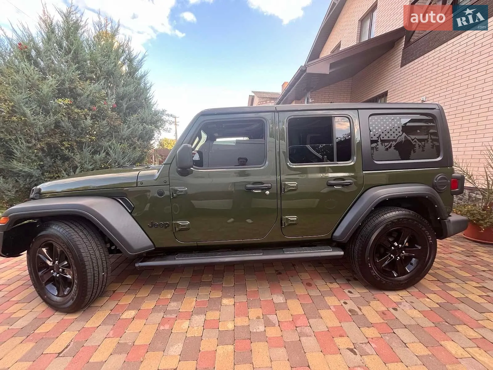 Jeep Wrangler 2021 — 1
