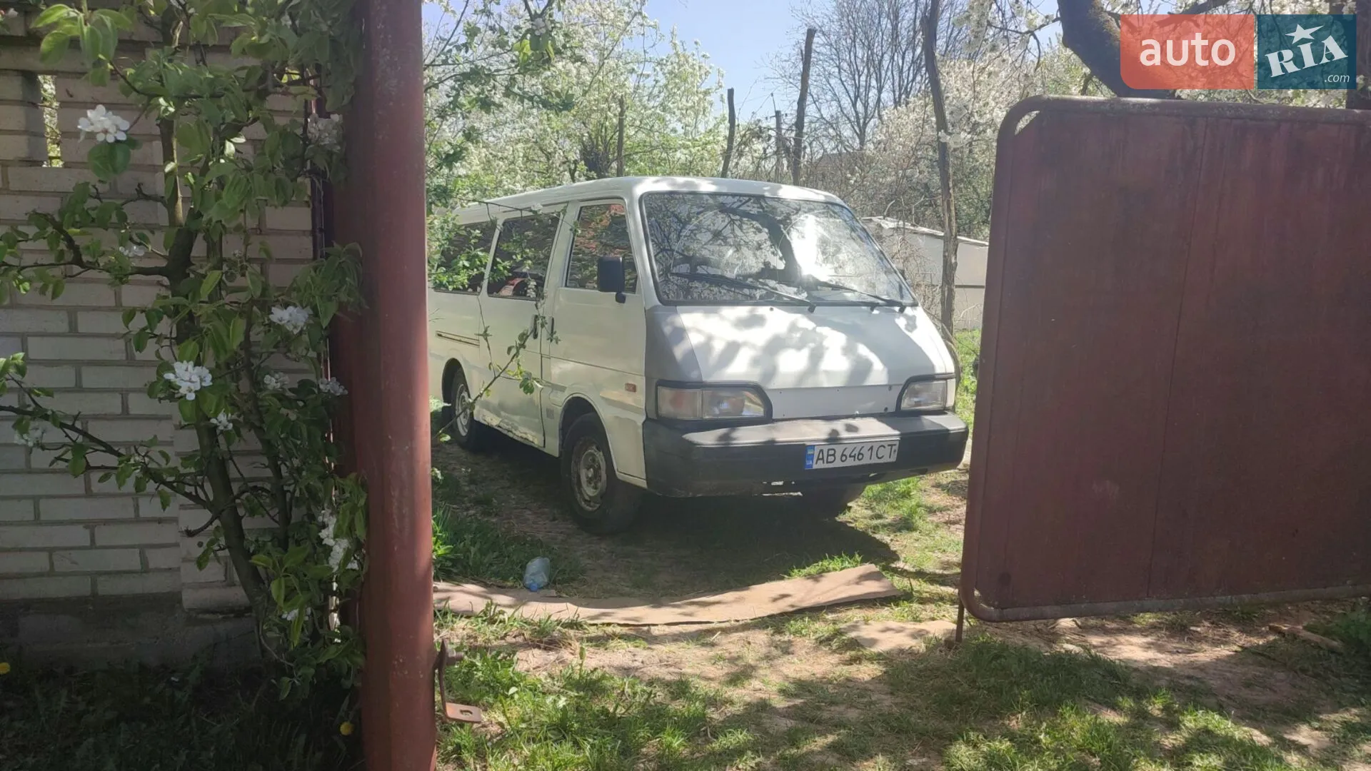 Kia Besta, 1996