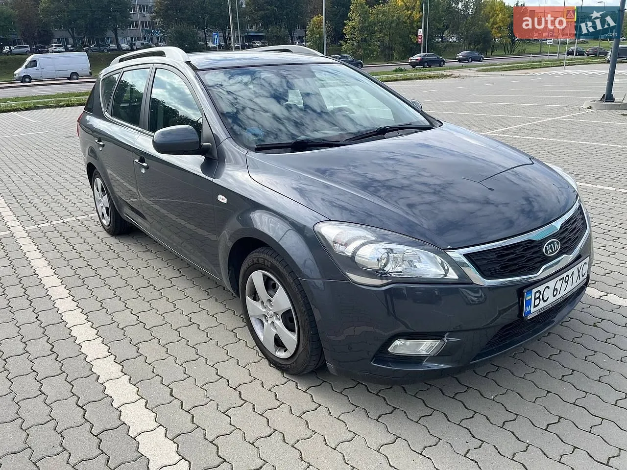 Kia Ceed, 2011
