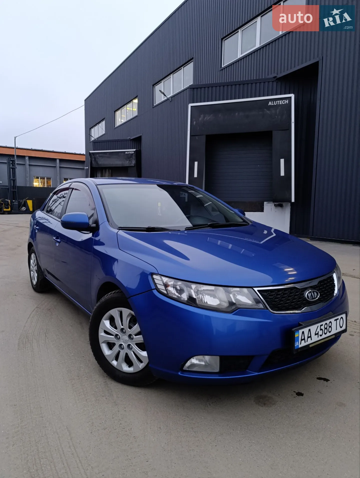 Kia Cerato, 2011
