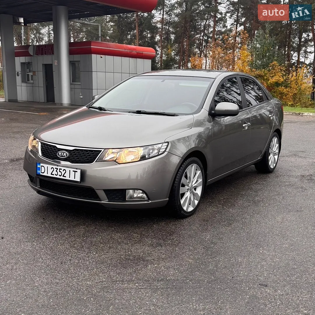 Kia Cerato, 2011