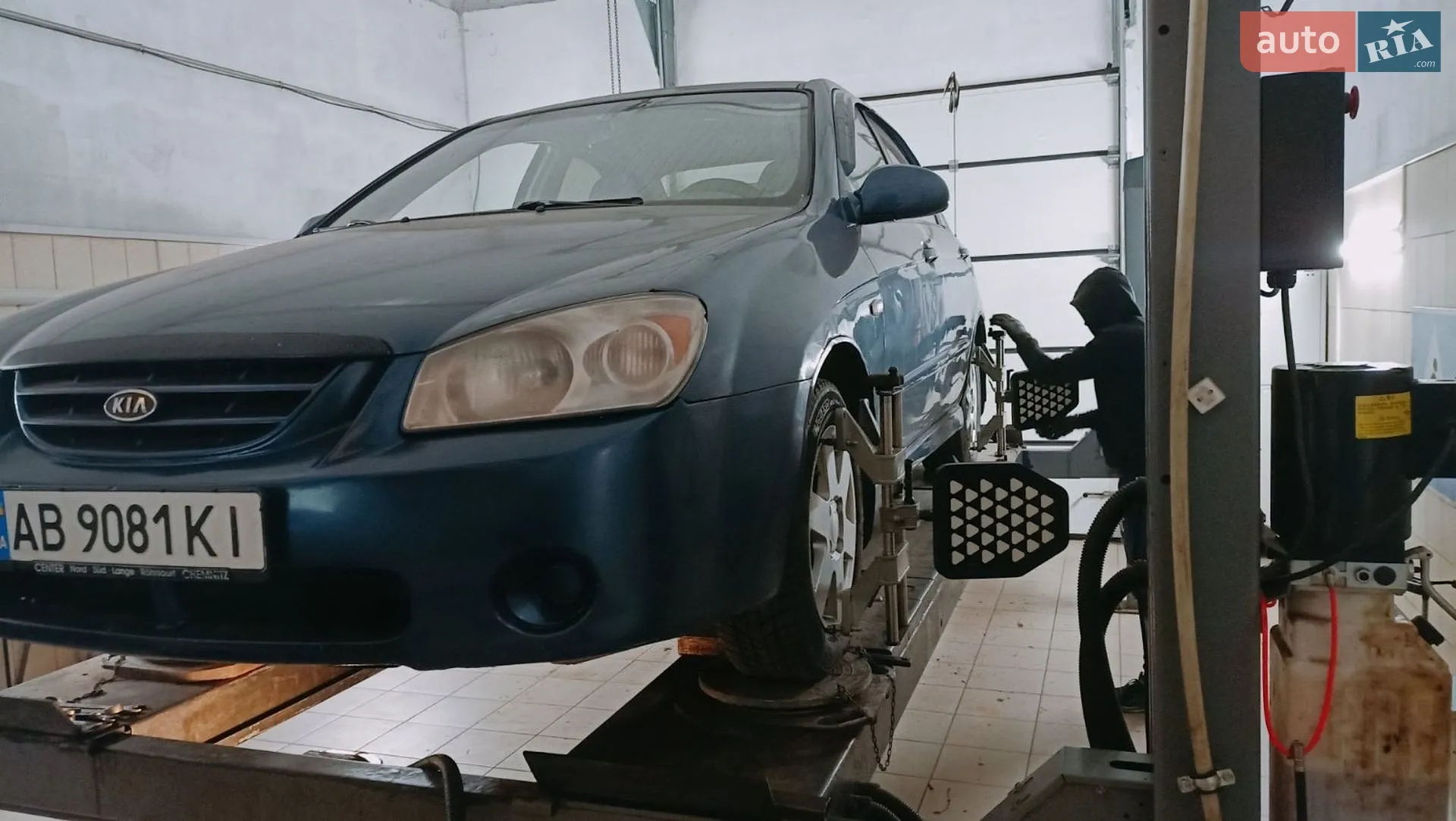 Kia Cerato, 2004