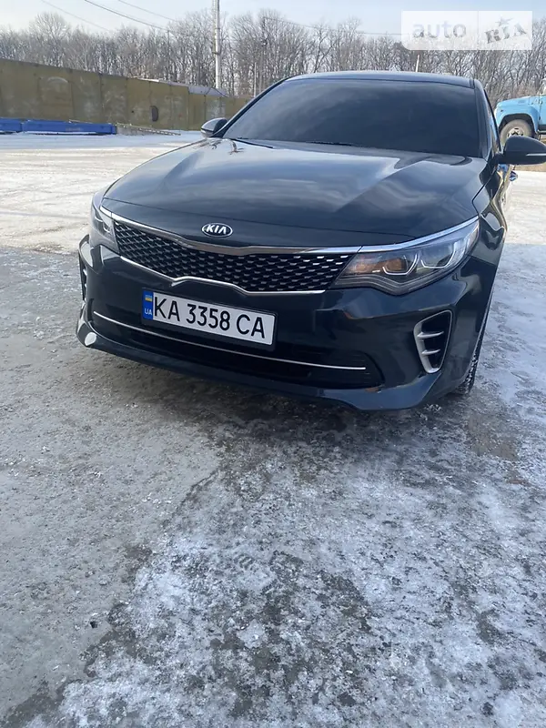 Kia K5, 2016