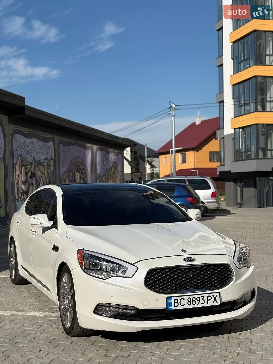 Kia K900, 2015