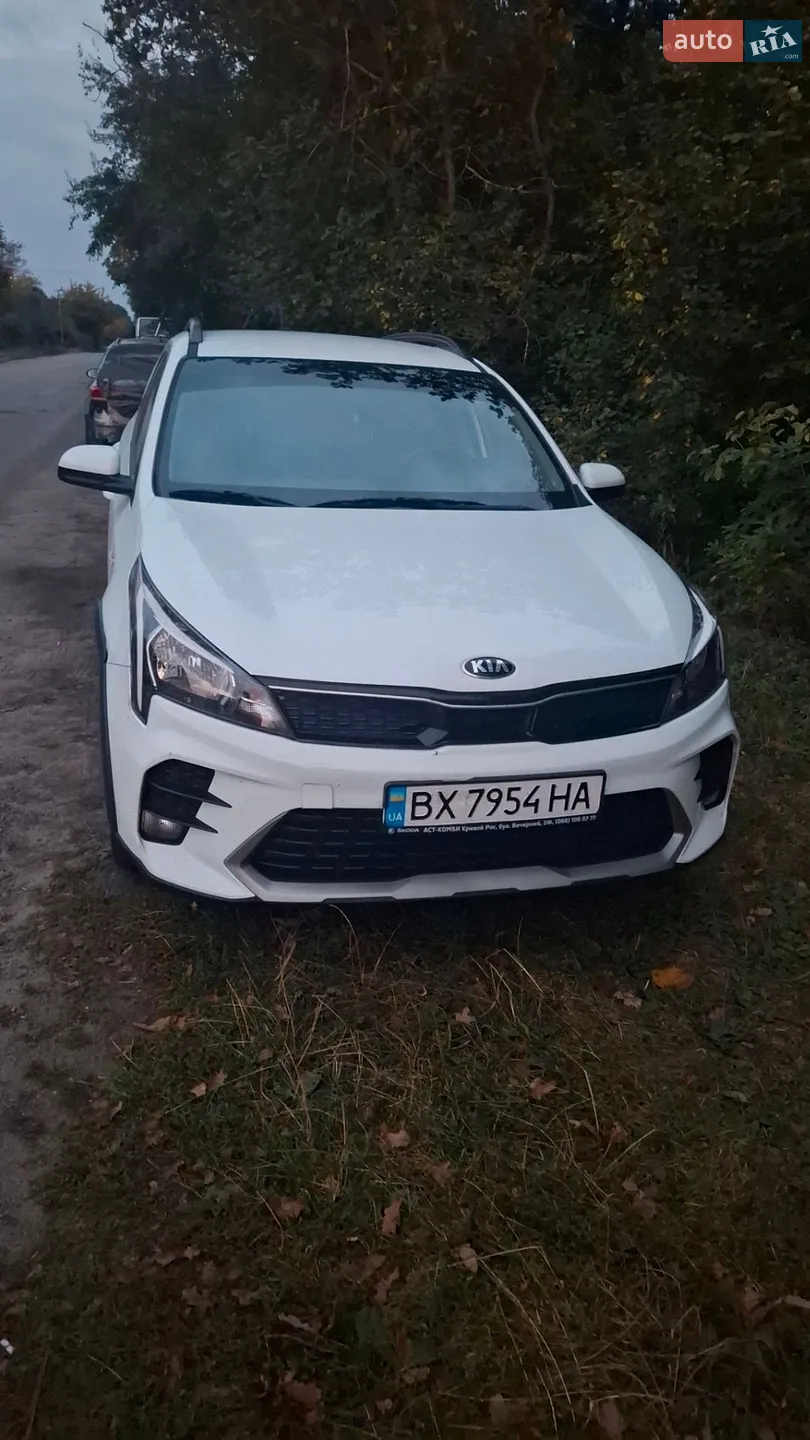 Kia Rio X, 2021