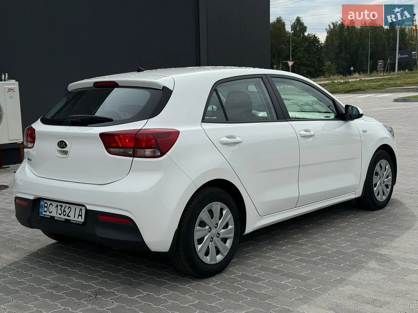 Kia Rio 2018 — 1