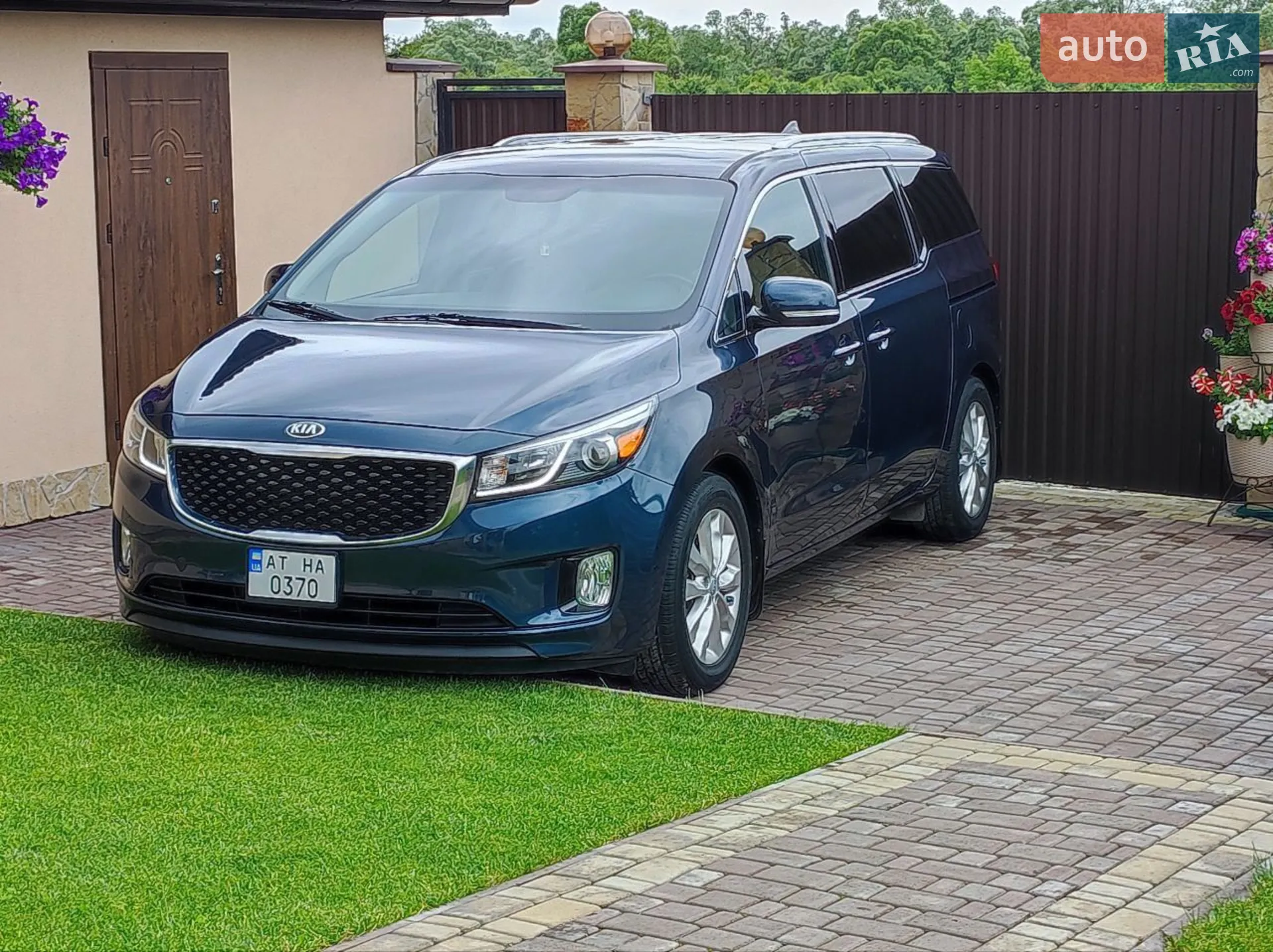 Kia Sedona, 2015