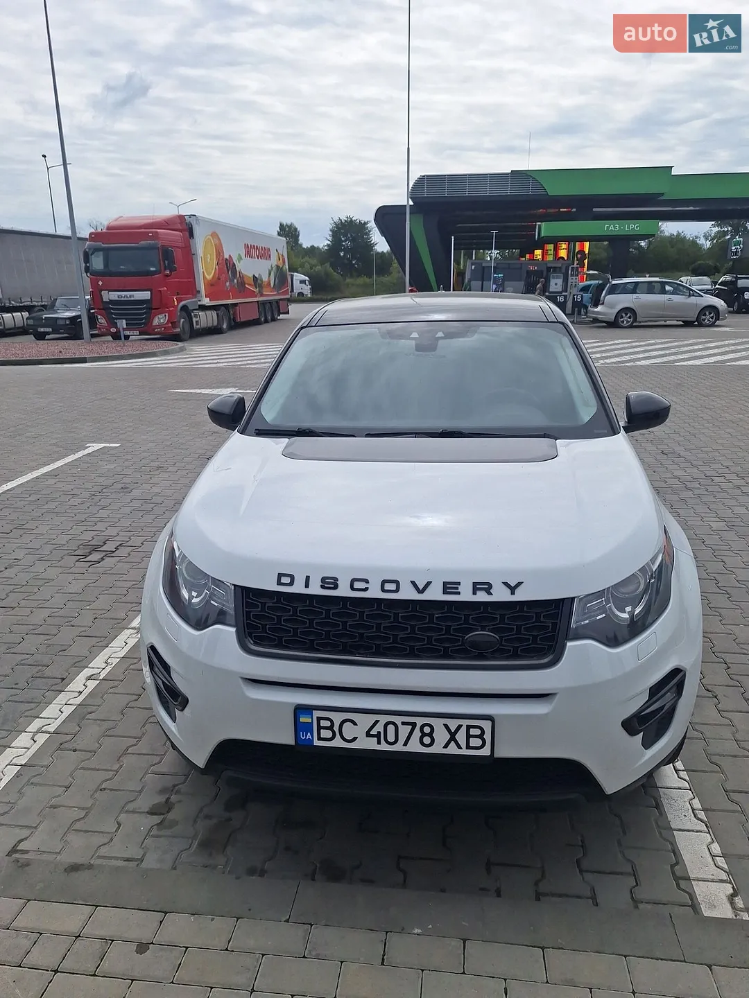 Land Rover Discovery Sport, 2015